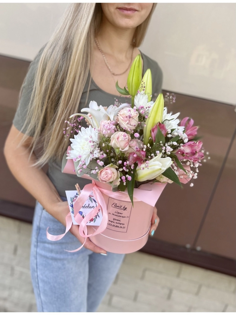 Композиция в коробке | Лилии в цветах