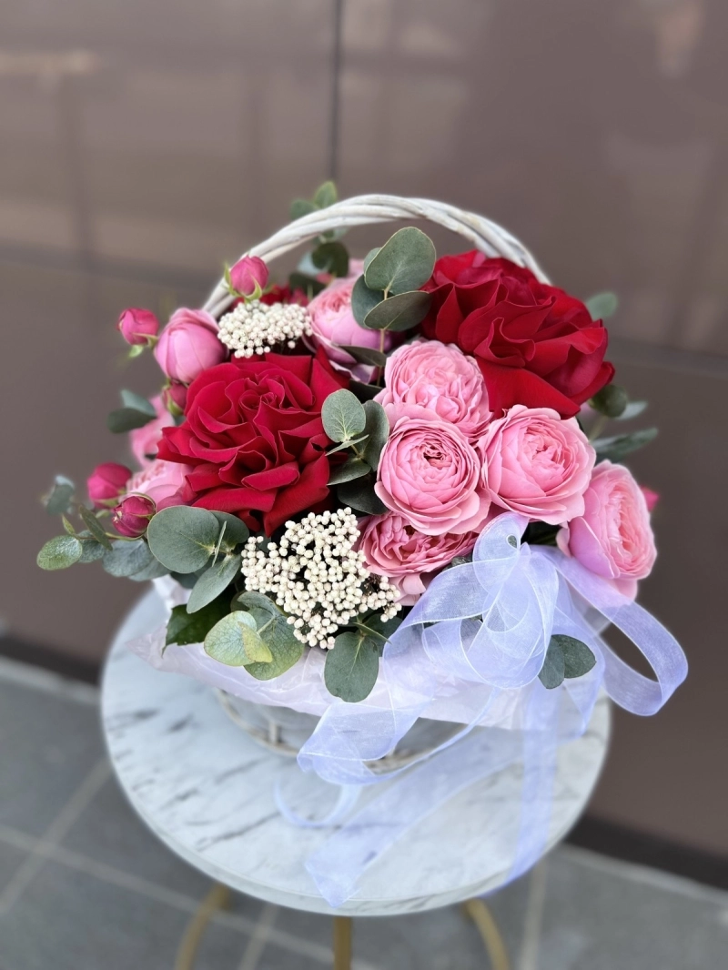 Композиция в корзине | Изумление красоты