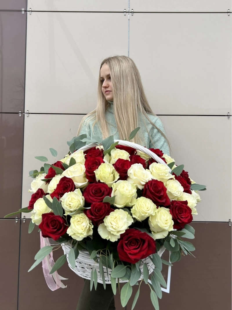 Букет | Корзина из 71 розы